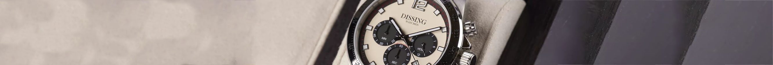 Kello- & korutarjottimet