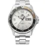 Orient Sports Mako III Diver Automatic RA-AA0821S kello, jossa on Champagne kellotaulu ja halkaisijaltaan 42 mm kotelo ja Metalliranneke hihna, jonka väri on Hopea